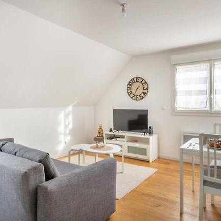 Grand Confort, Appartement Osny Exterior foto