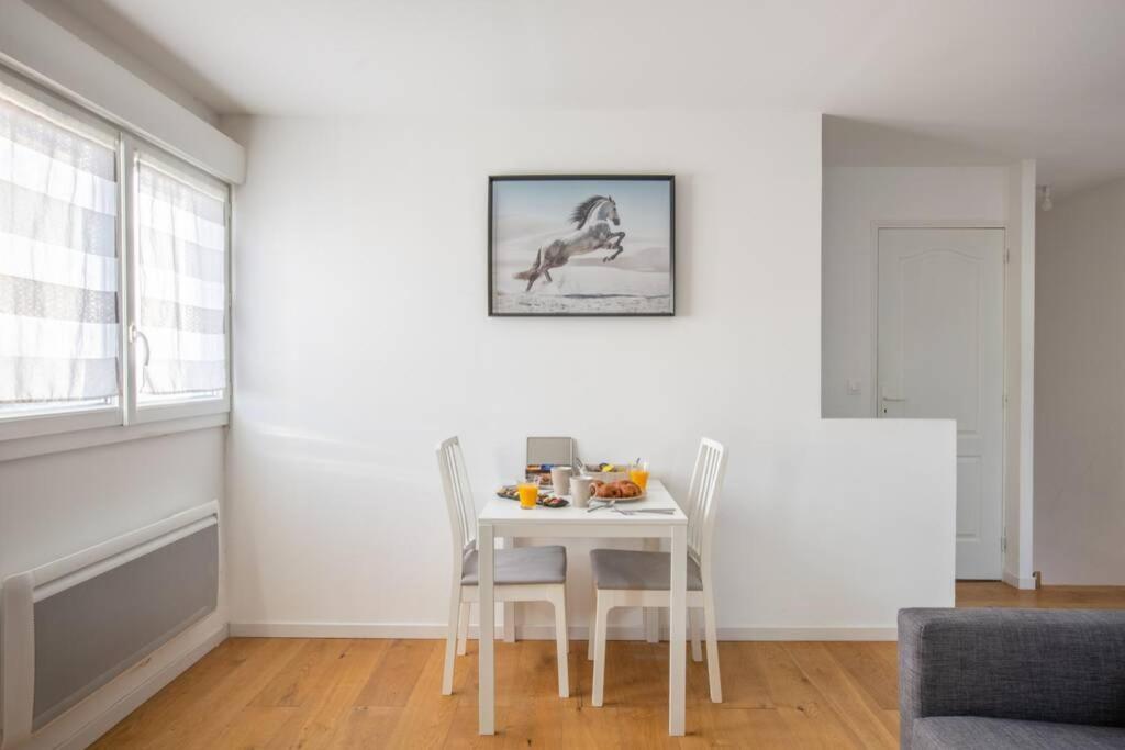 Grand Confort, Appartement Osny Exterior foto